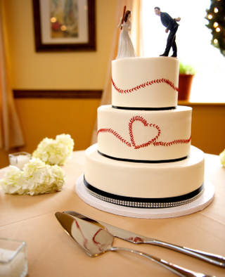 Illustration for article titled In Honor of Opening Day, Some Excellent Baseball Weddings